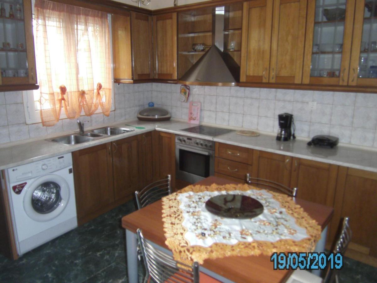 Ágios MatthaíosGeorge'S House公寓 外观 照片