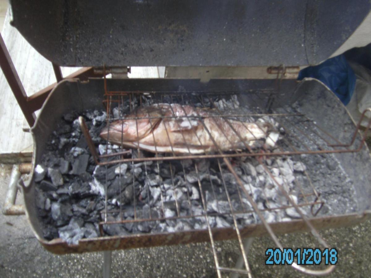 Ágios MatthaíosGeorge'S House公寓 外观 照片